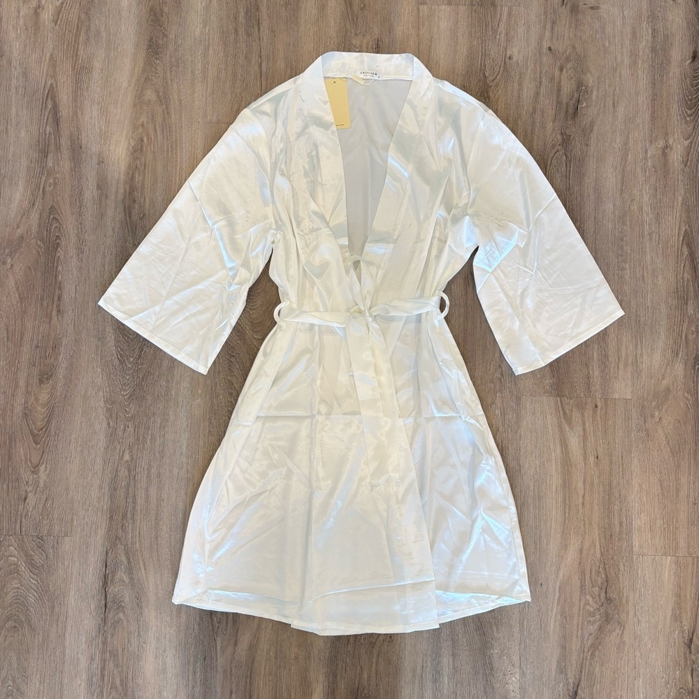 White Satin Robe • Medium - Picture 2 of 5